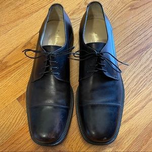 Ferragamo cap-toe shoes 8.5